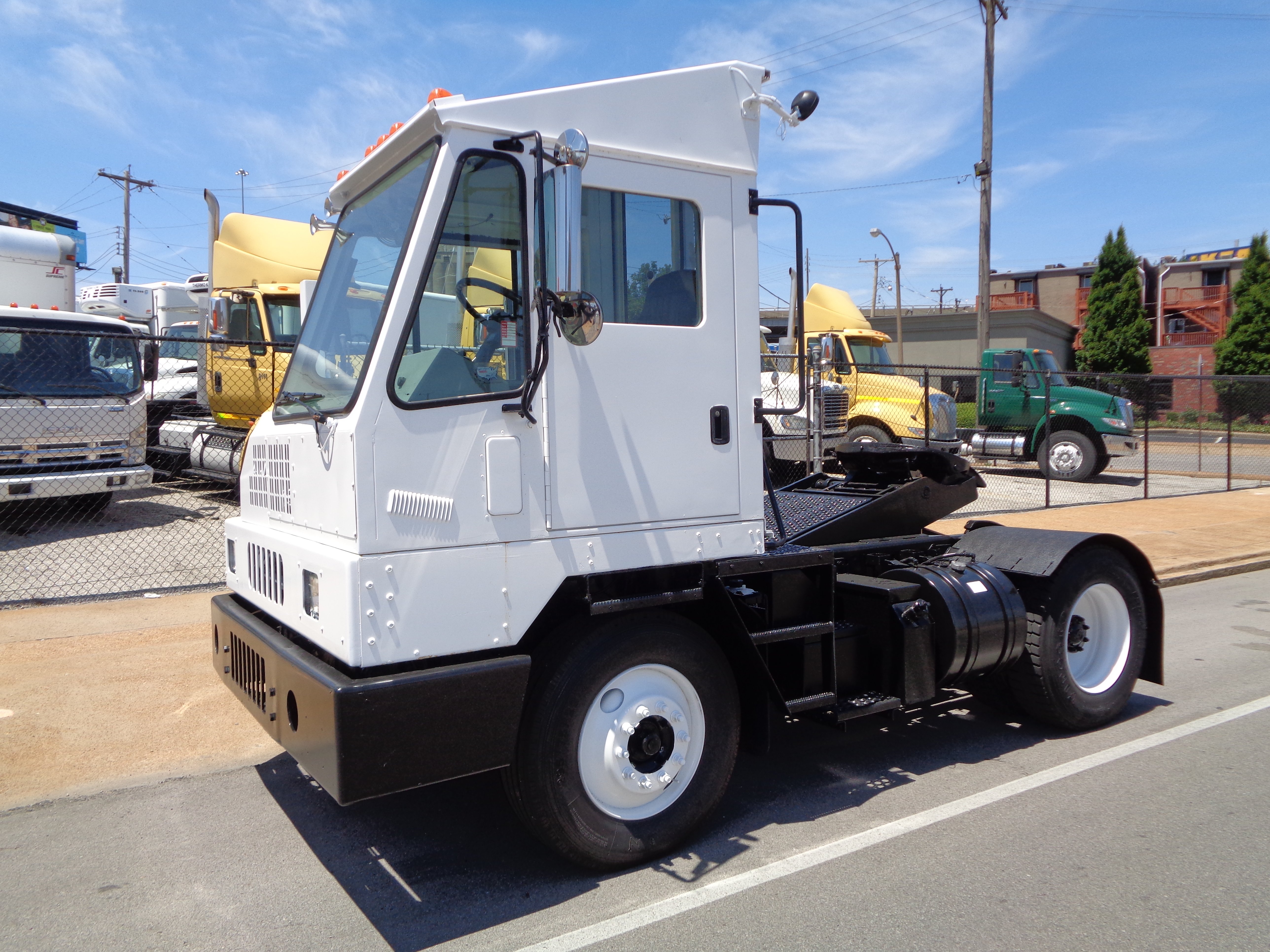 Yard Spooter Trucks